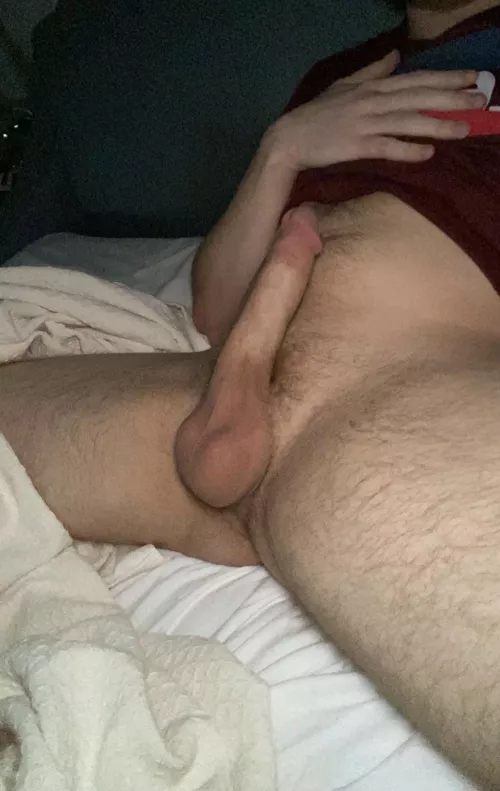 It feels so heavy :3 by UwUvv