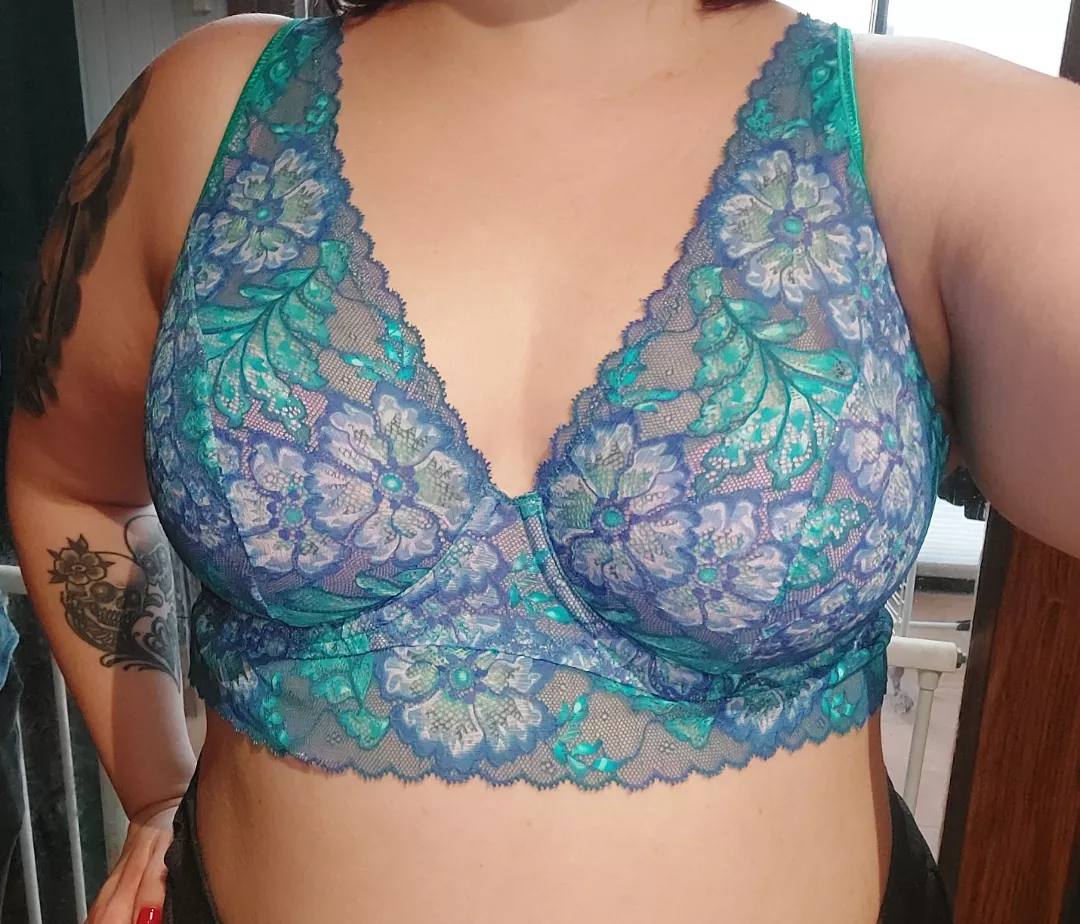 Love my new bra posted by CheeckyMe1992