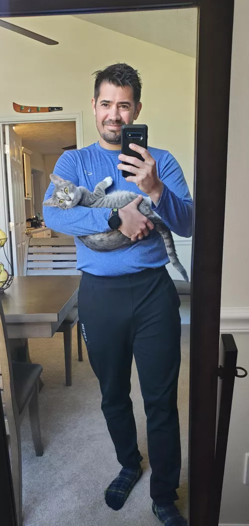 Lucy & I wish all the bros a happy Monday! by Basic-Recognition-23