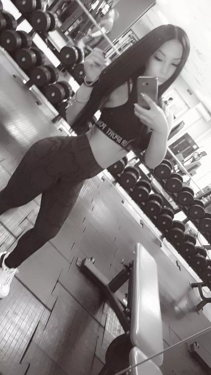 No matter how you feel today-get up,get dressed,show everyone that you never give up! posted by Petite_and_Sweety