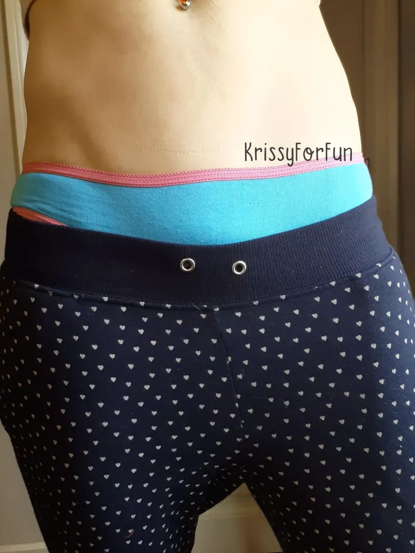 Peek Of Blue by KrissyForFun