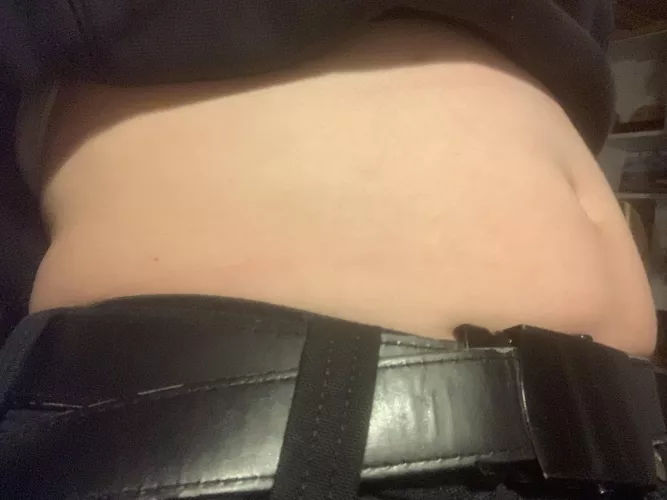 rub my belly as i eat by smolchubby