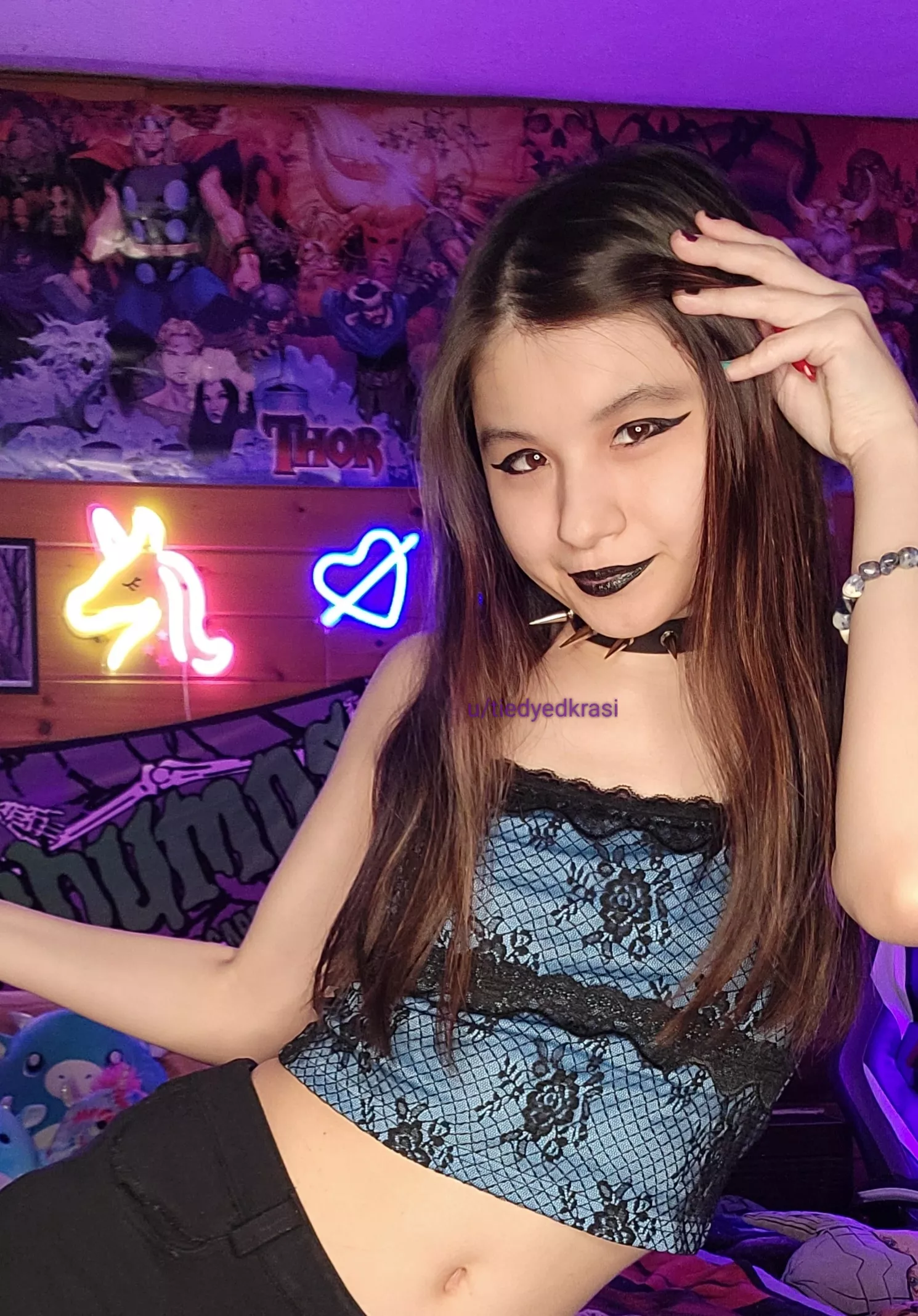 Thor in my aesthetically nice room; yes or no [F] posted by tiedyedkrasi