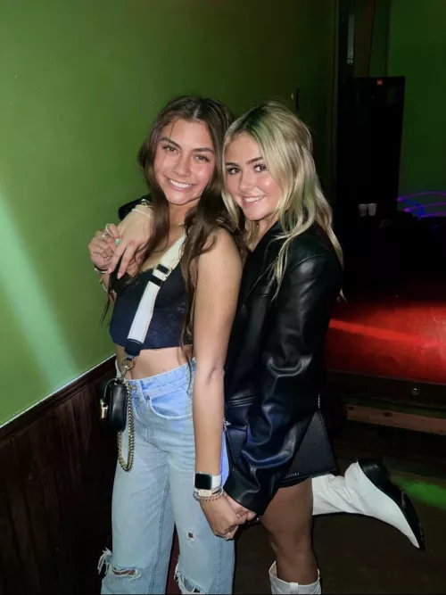 Two hotties by ThrownAwayMiles