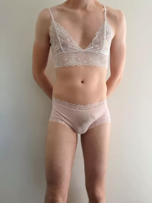 At your service by 1glitch