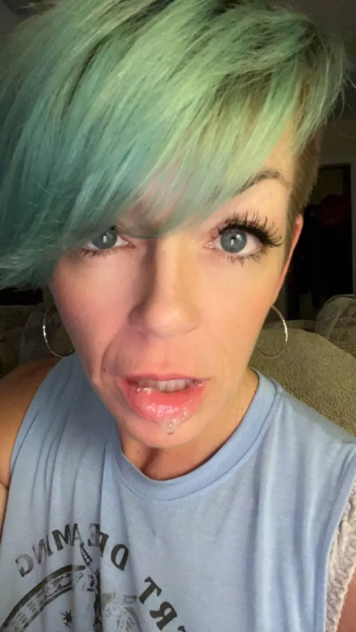 Clean me, now [oc] posted by SashaSins555