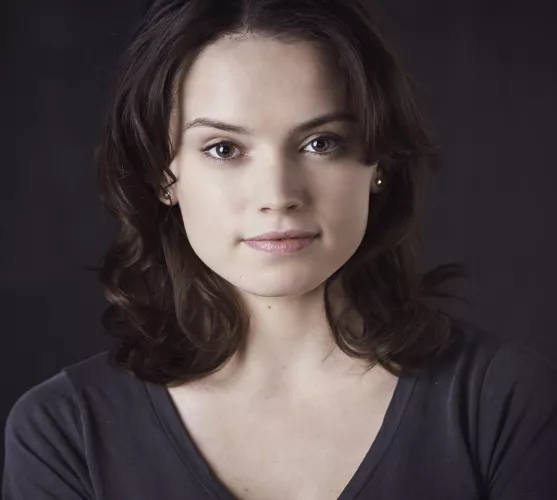 Daisy Ridley by ButteryLambda