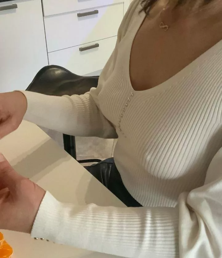 Do u like the cold season ? posted by asiandoll_