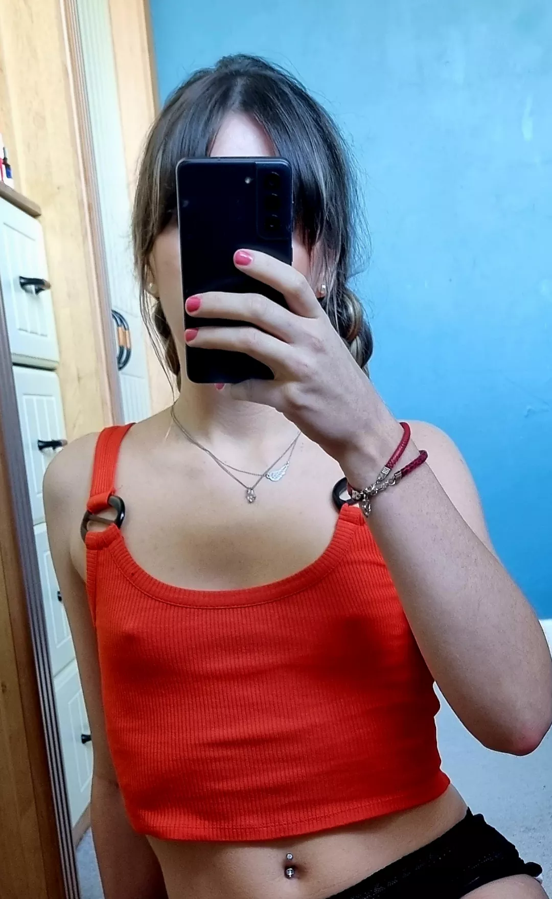 Flat as fuck but still sexy pokies as fuck, isn't it.. posted by bodyliketeen