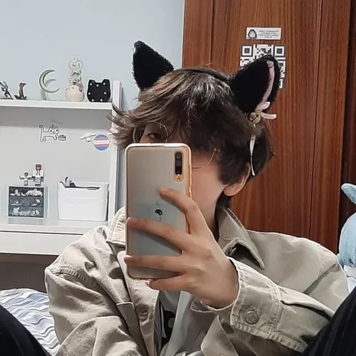 got a new jacket and felt cute^^ by koifishuu_