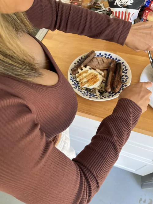 Hungry? by Sugarfree_xoxo