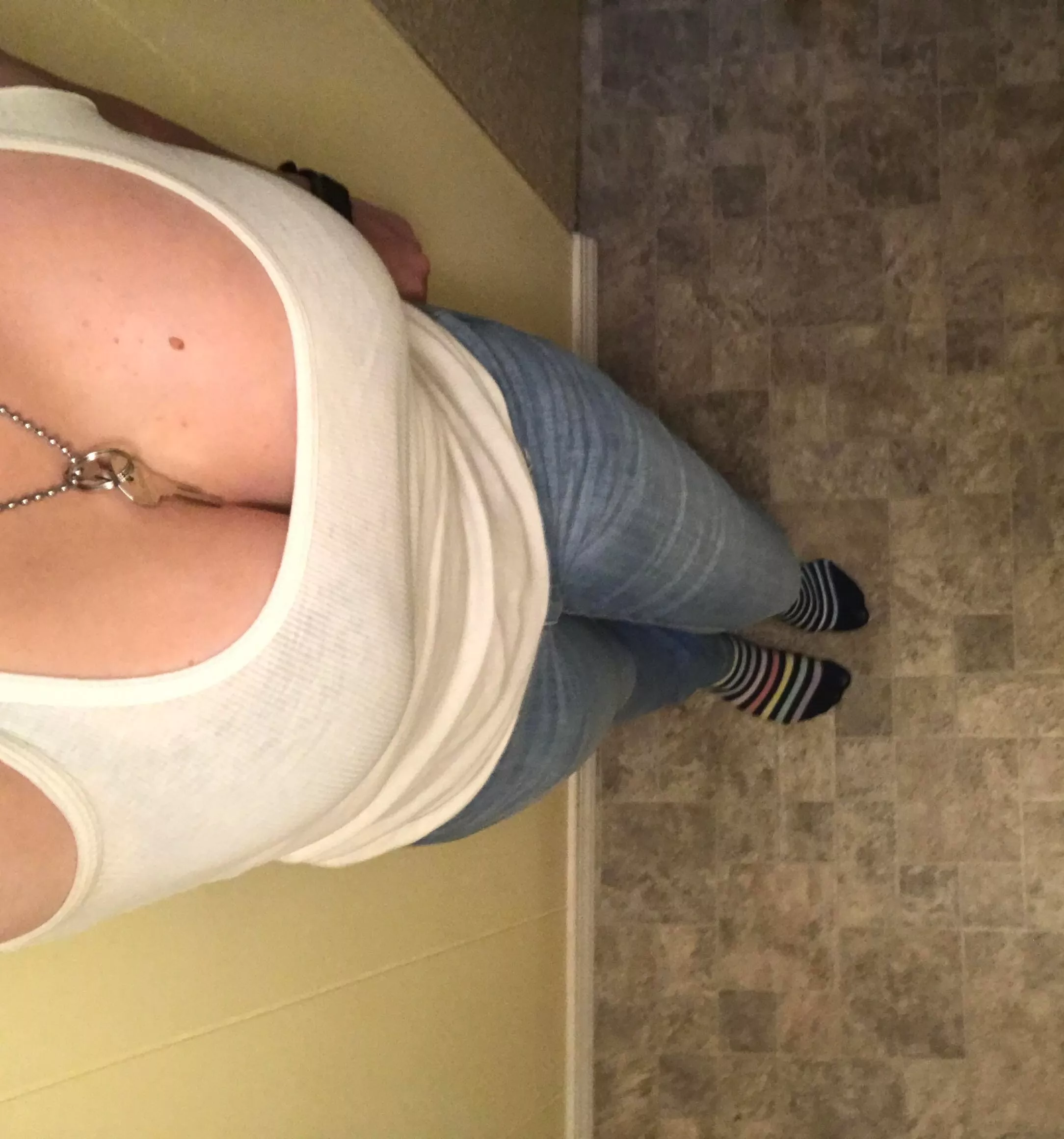 I love all the looks i get while im shopping 🥰 posted by xoxlittlefoot