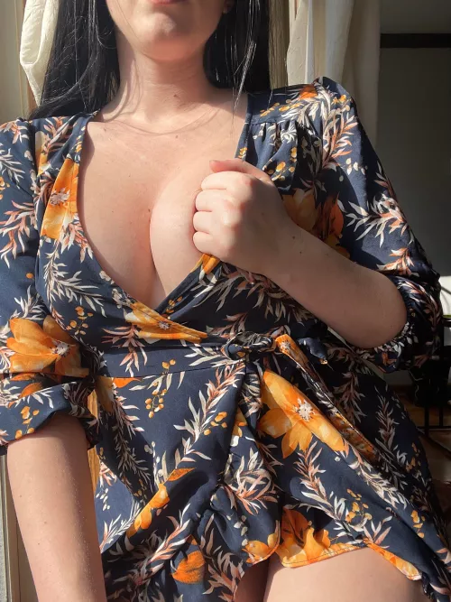 I love how [F]ree I feel in this dress by lilmissgangbang