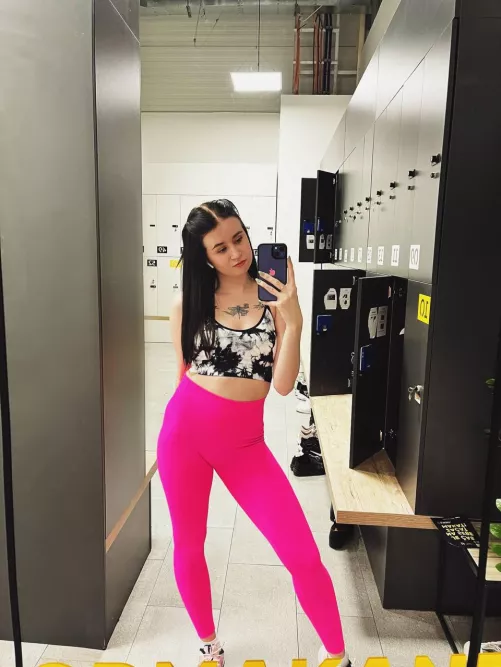 i’m in my fashing disaster era by s0rryforpartyr0cking