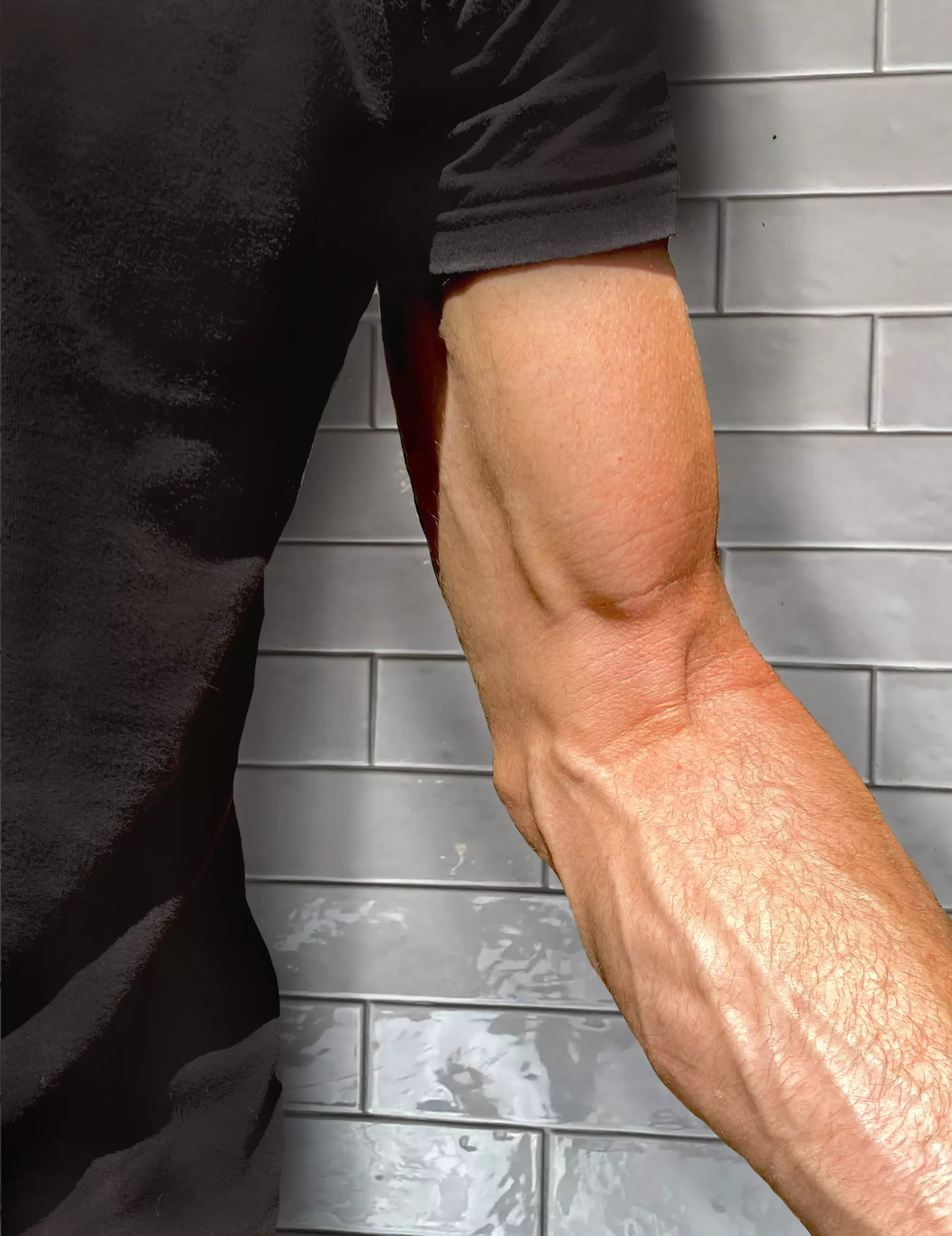 Left half of a pair of cuddling arms [M47] posted by KristianB_DK