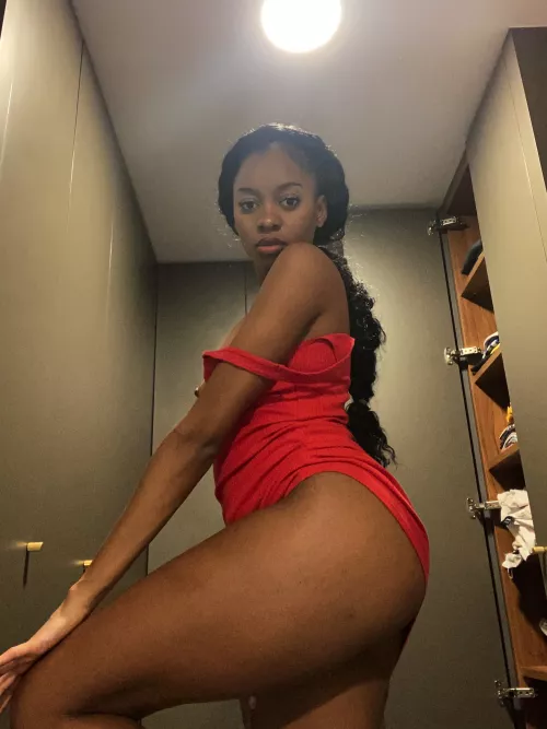 Long curly hair. by ishutyn