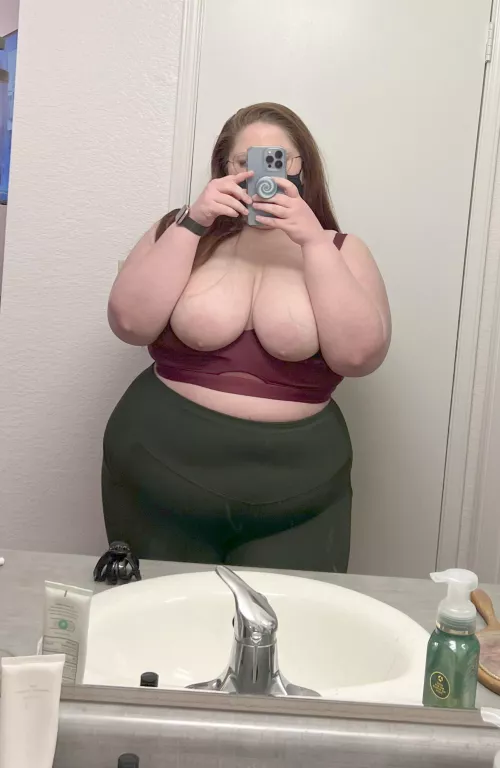 Make sure I get to work late today 😌 by whatspom