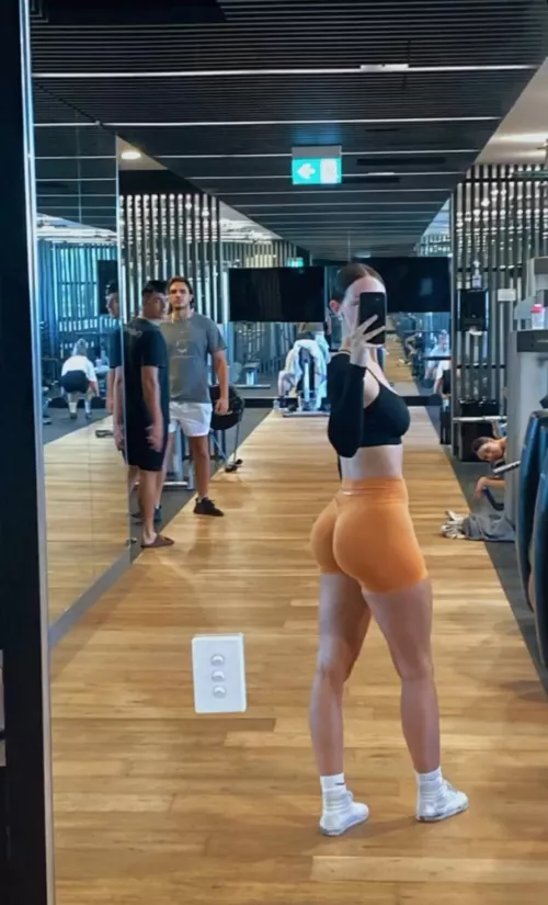 Mirror mirror by gonefishin37