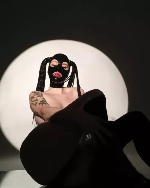 One from my recent photoshoot 🖤 by marketaves