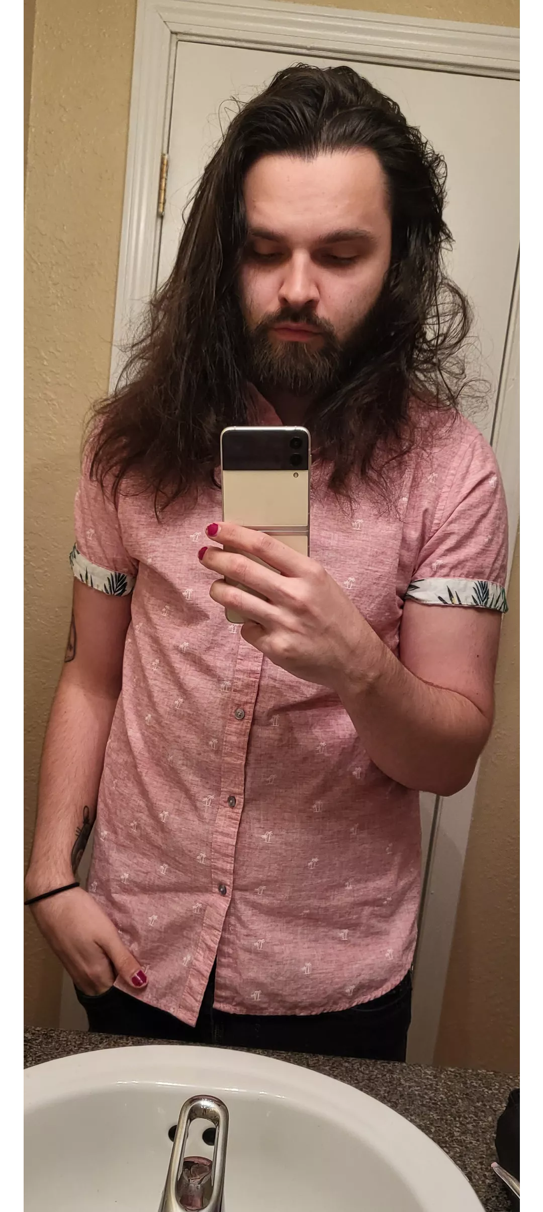 Only recently accepting my femme side. Bi here. 🩷💜💙 posted by PenumbraPiplup