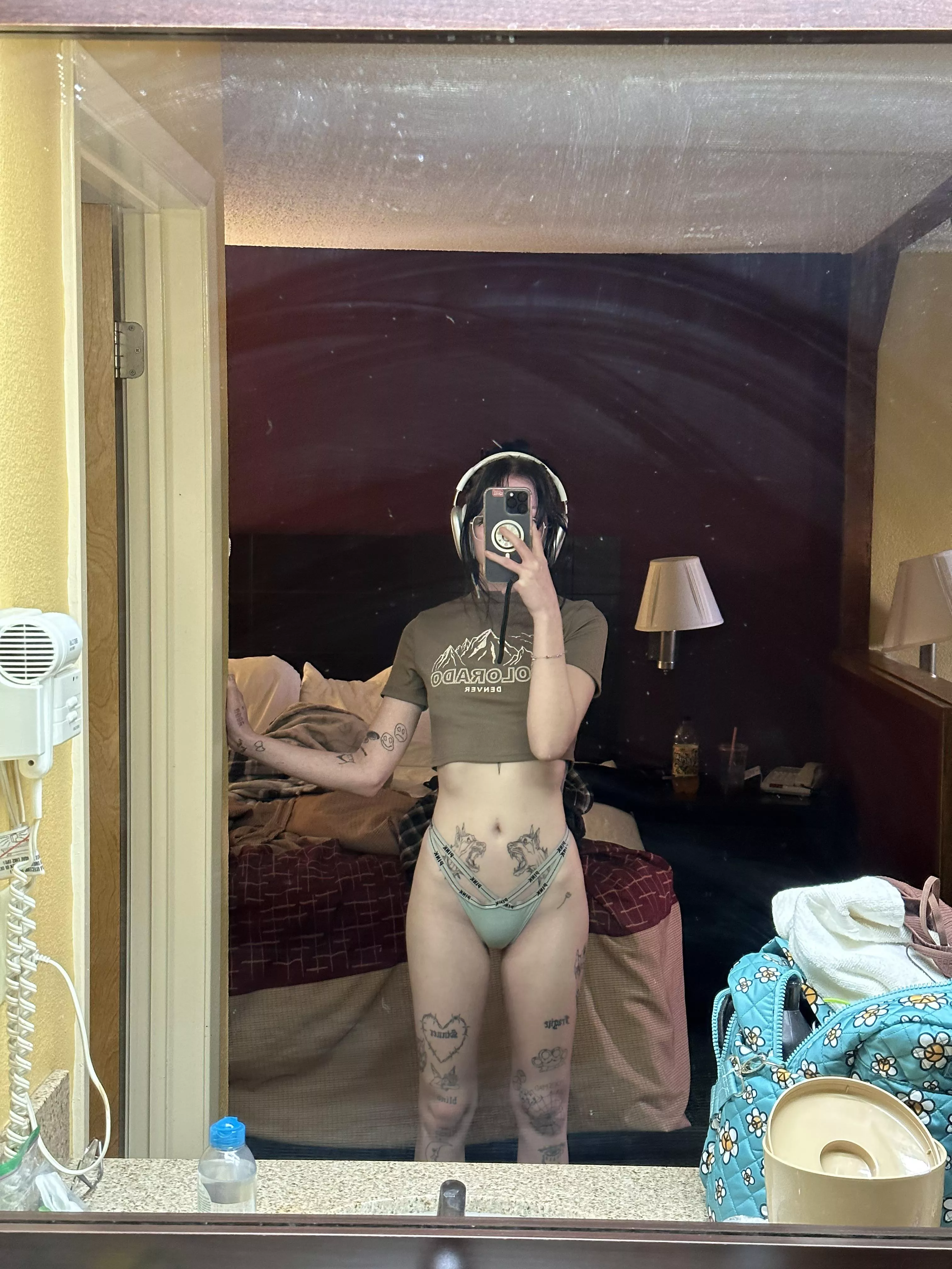 Something about hotels turn me one🤭 posted by AdmirableBedtime