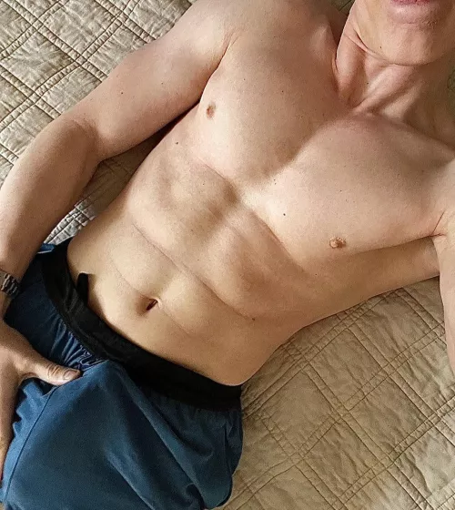 Taking advantage of the natural light post-workout [m] by throwaway_bonk8