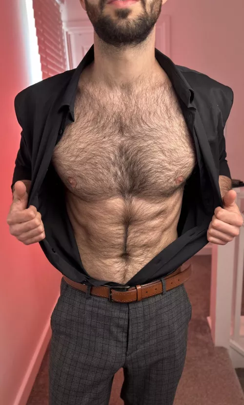 What’s under my shirt? Take a look. by Viprogue