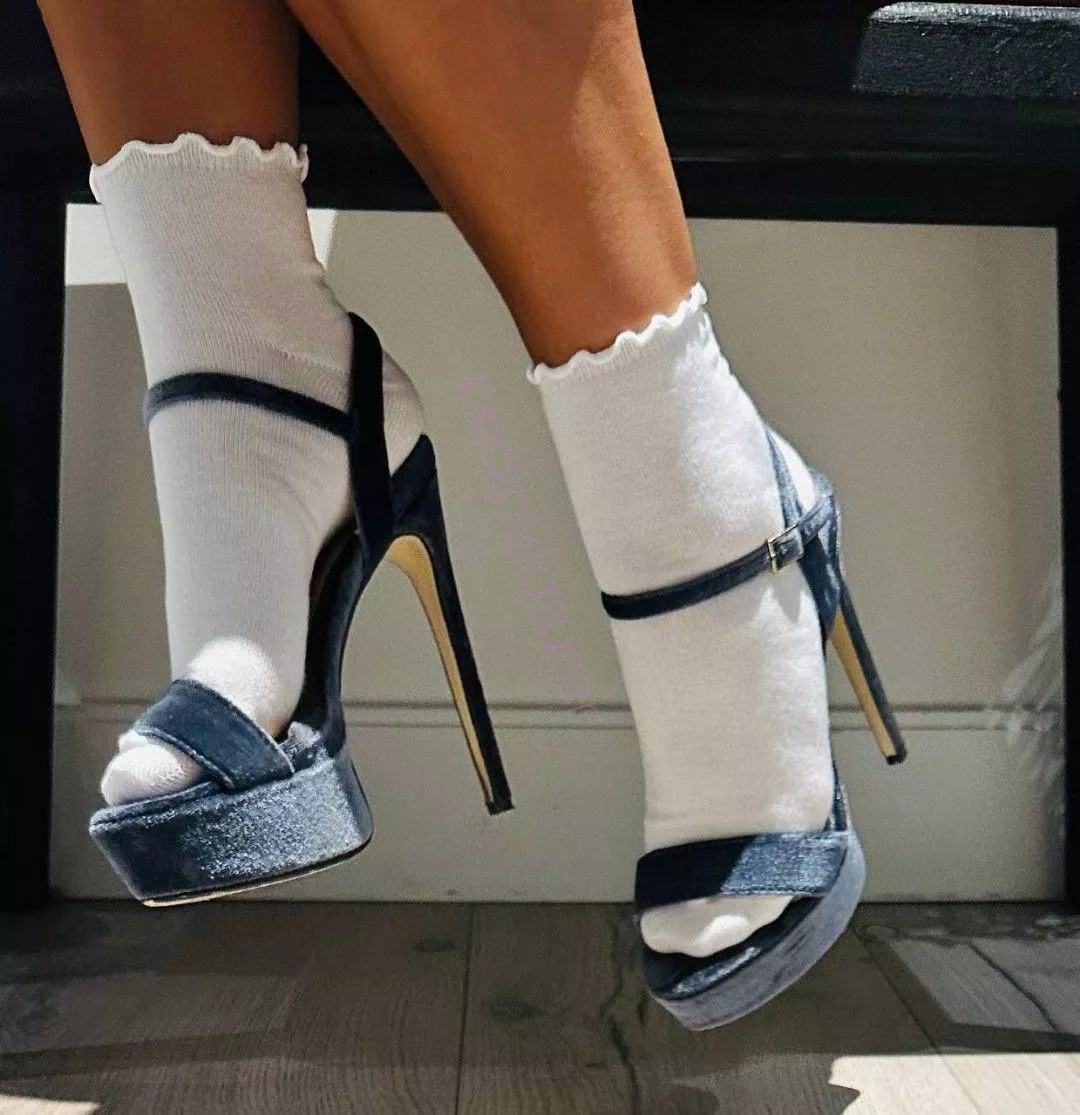White frilly socks and blue suede platforms posted by pedipleasurer
