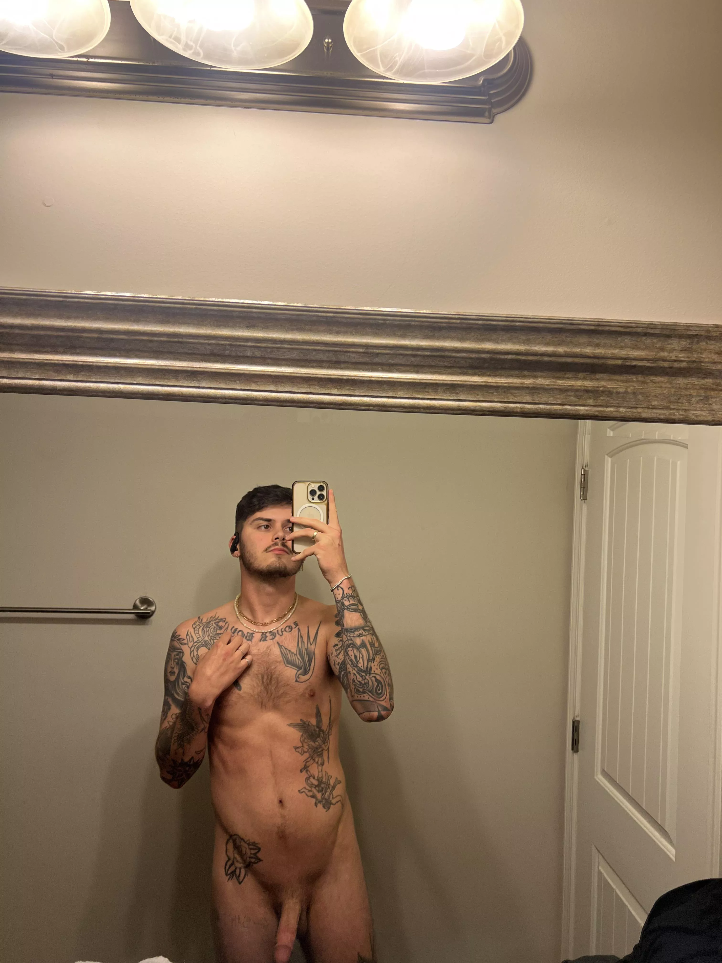 Who doesn’t love critiques posted by CamE92