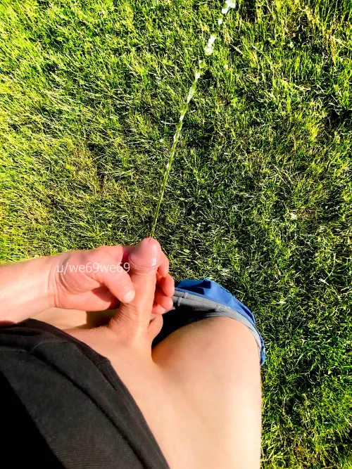 Would you lick up my pee? by Robinhood_69