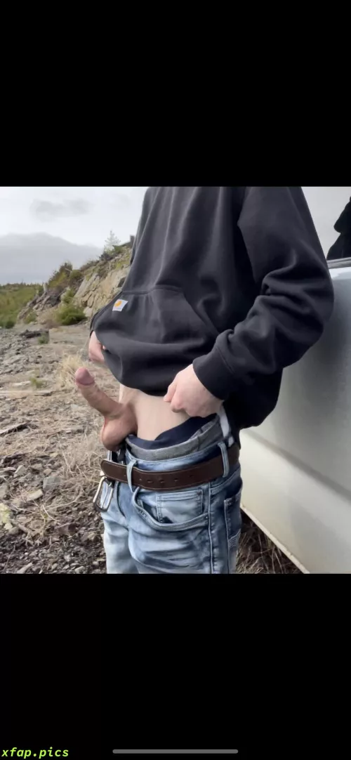 Would you stop and lend a hand? by 93TFtDh630