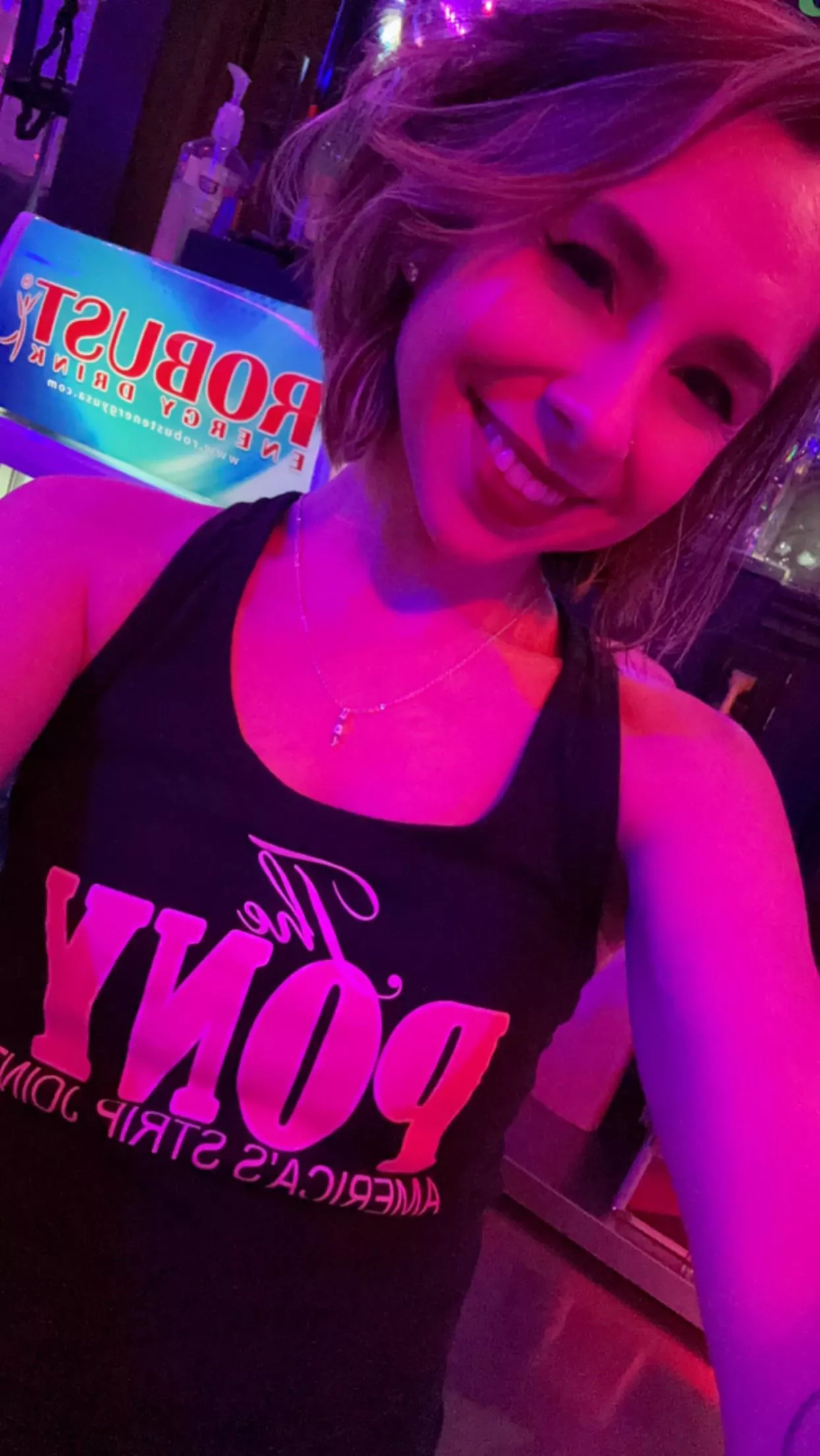 Would you tip your shorthaired bartender? posted by Bluelotus883