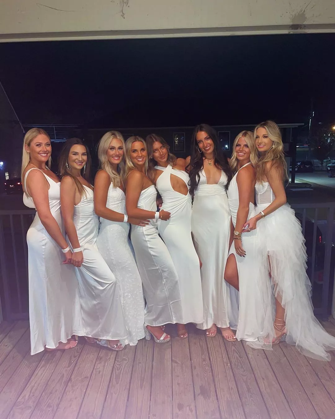 all white posted by dogsnolegs2