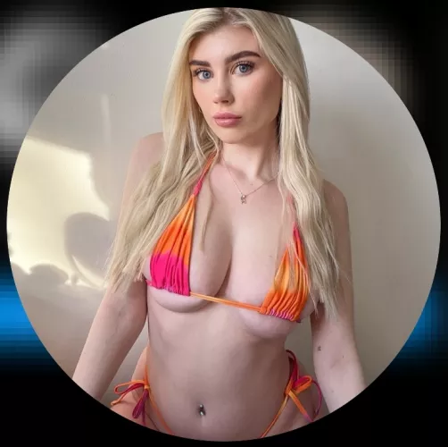 Anyone know her name? by femto66