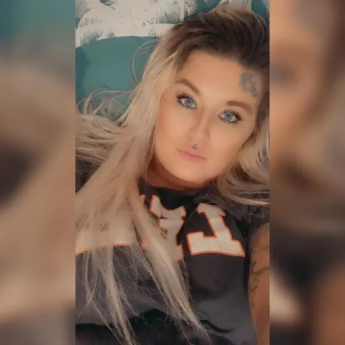 Aussie girl wanting to be undressed xx by amagu29