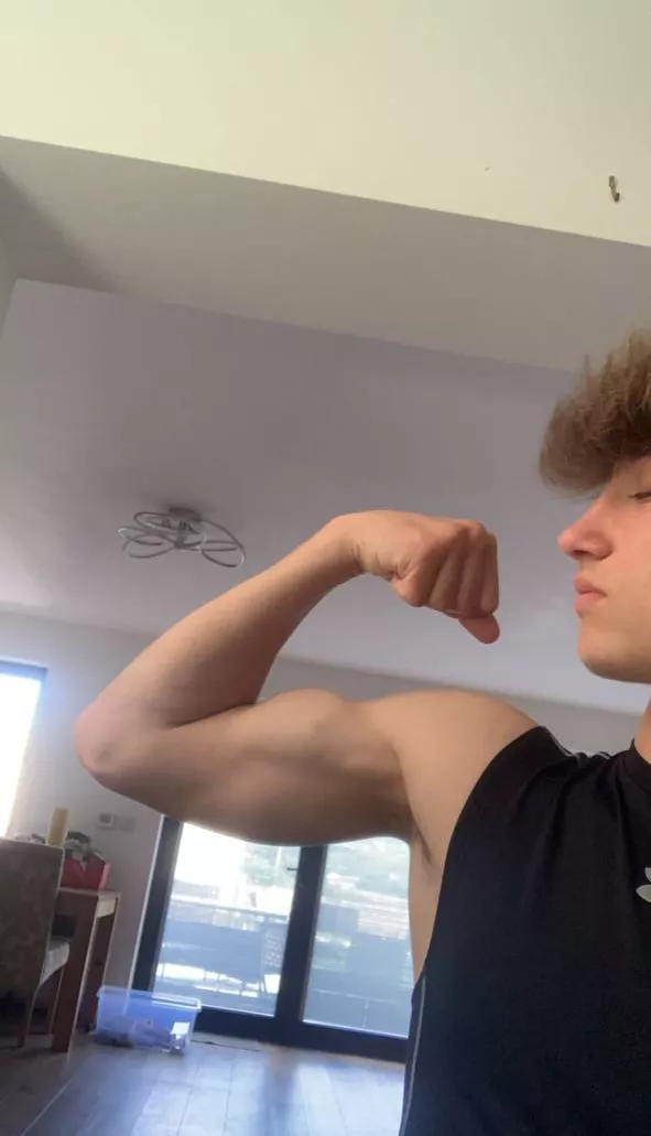 Do you like lean men? posted by leo-brooks