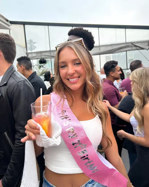 Finally 21 by HonestRunner