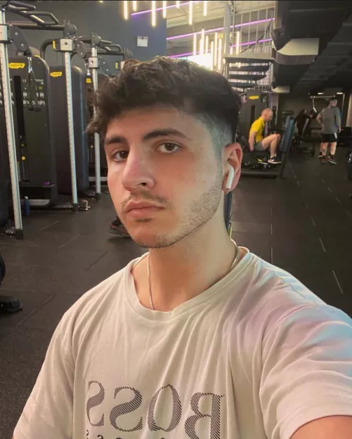 Finally back at the gym after Easter Hols by Anxiouswatermelon17