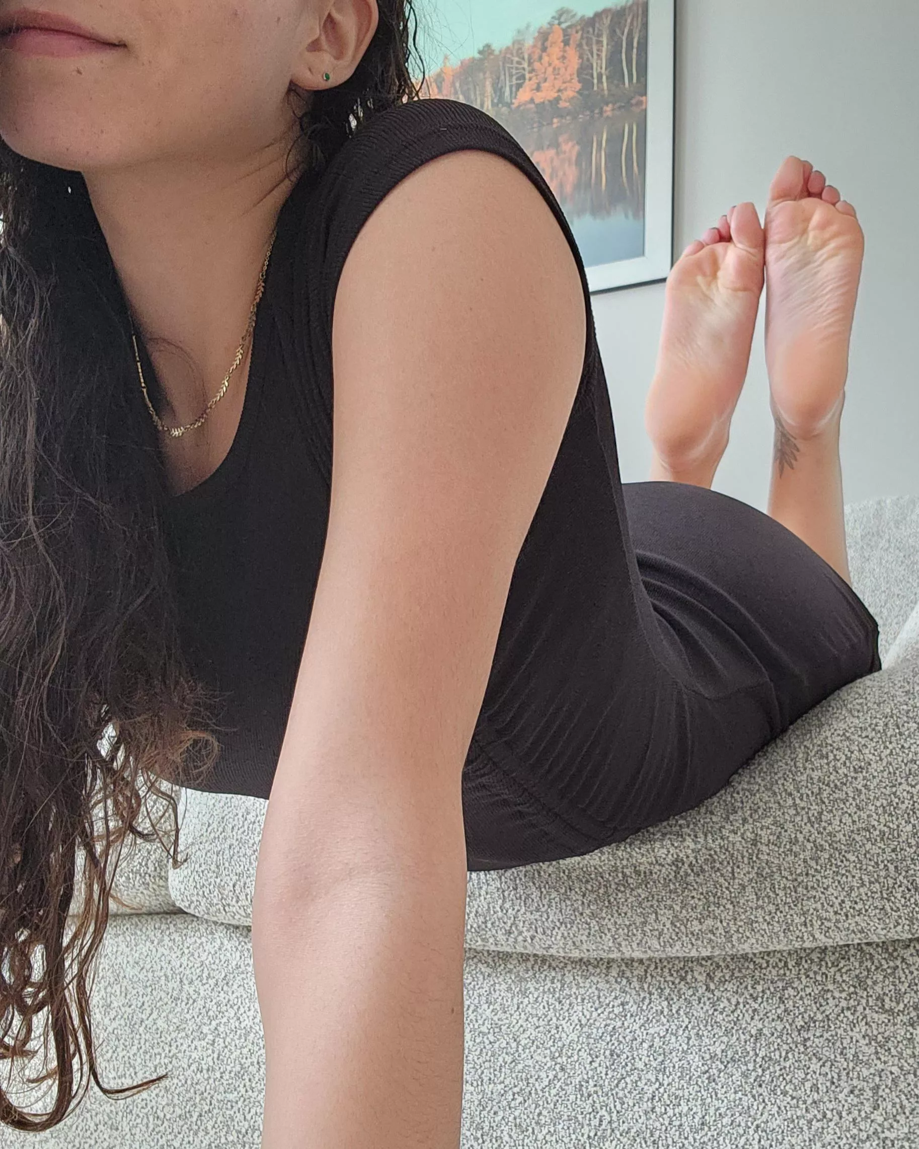 I know you want to feel my scrunched soles. Admit it 😉😘 posted by KittyCatToeBean