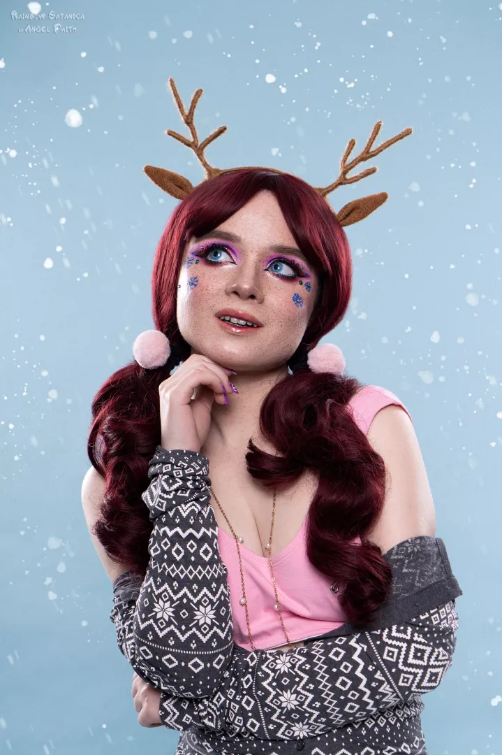 I love to please you with my freckles by TatyanaVikernes