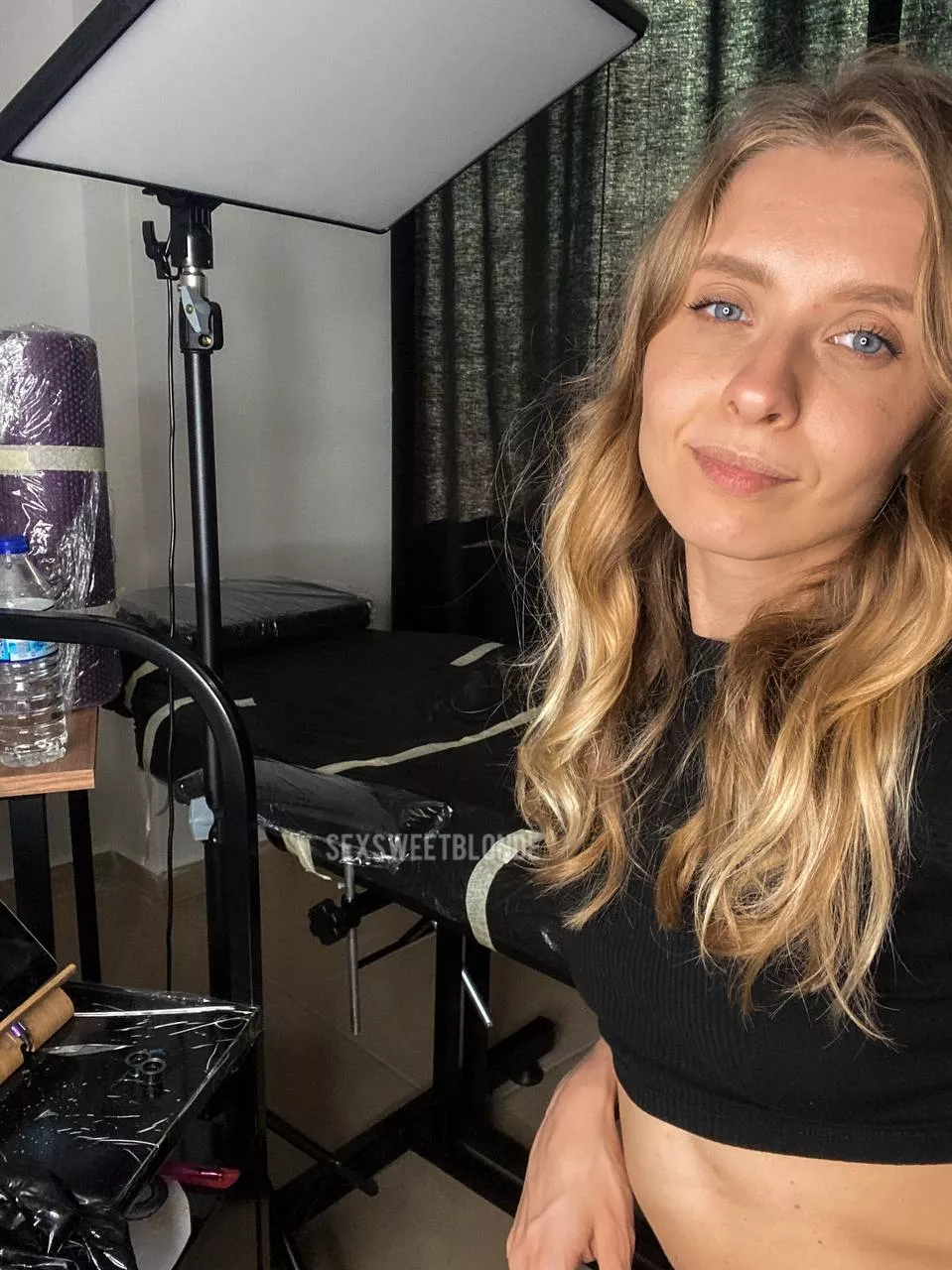 I prefer to work without a bra posted by SexSweetBlonde