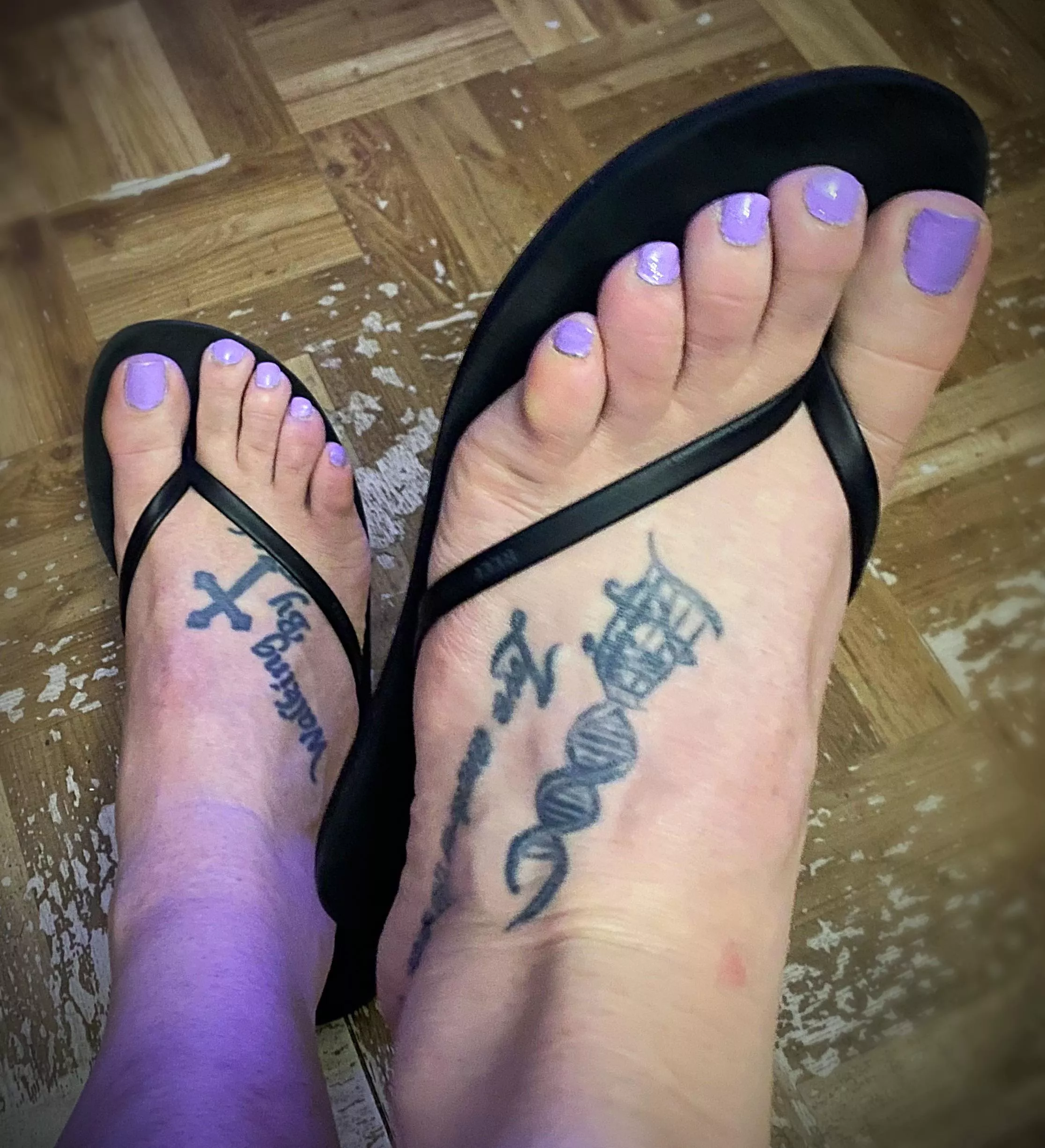 I’ll take kisses here 😘 posted by Charming_Amphibian29