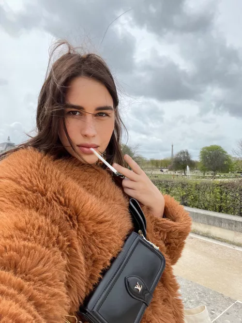 Me smoking at Paris by sabrinanotababy