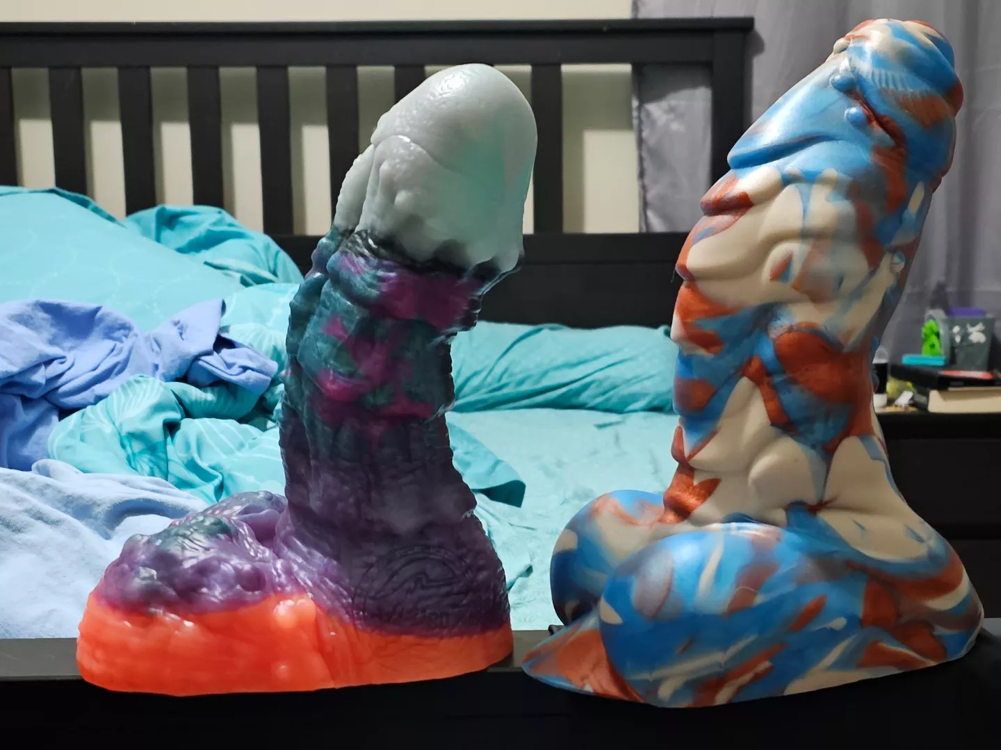 M/M Baron came in today. He's next to a large Flint. posted by tattedpiercedfairy