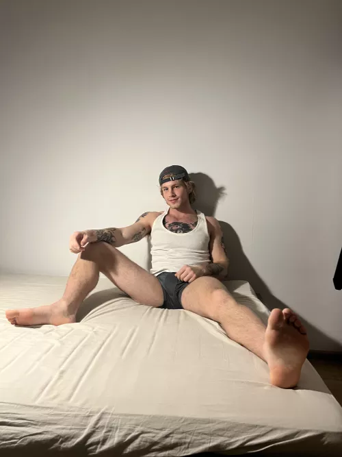 Netflix n chill fit by haael12