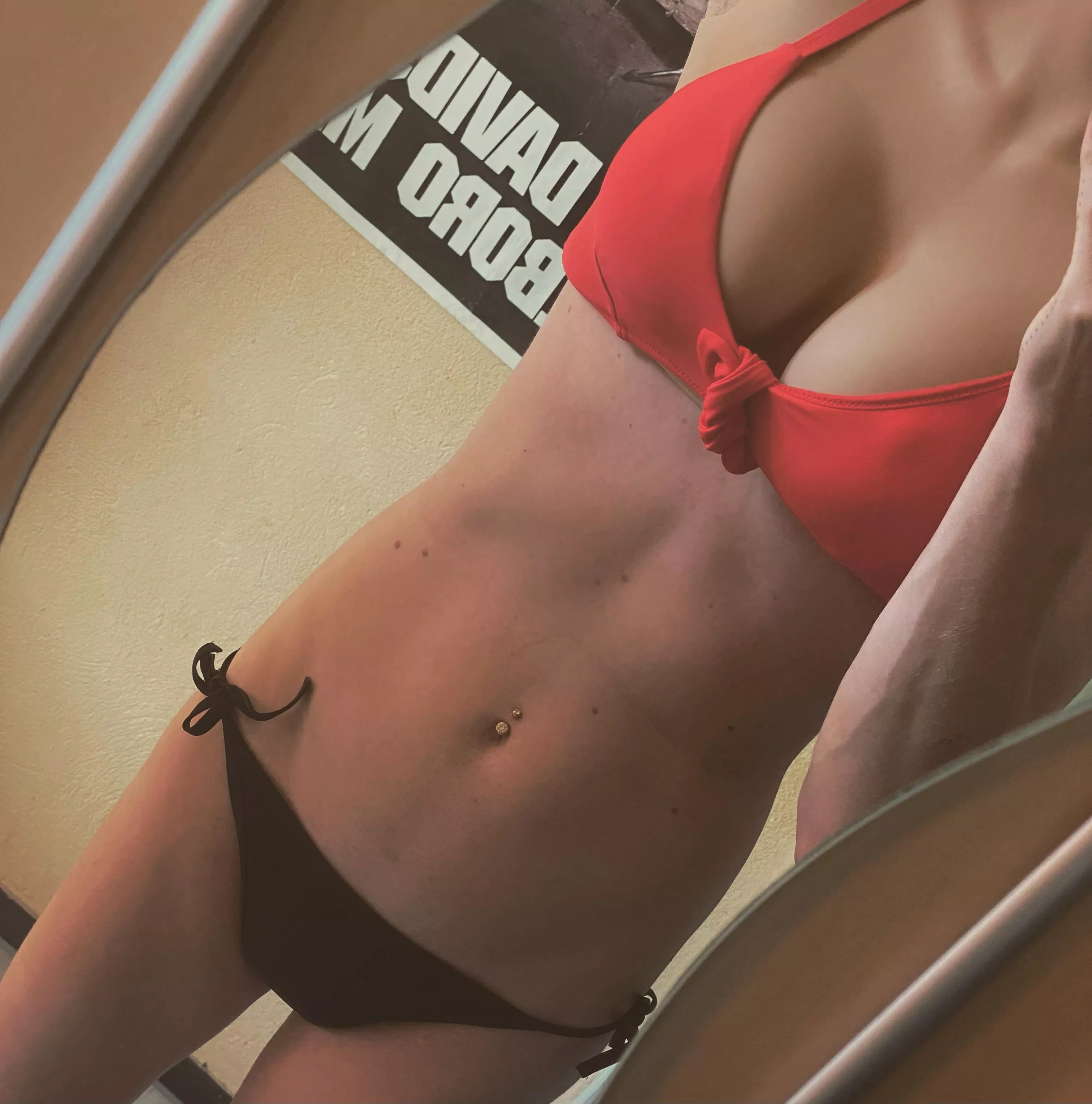 Skinny enough? 🫣 posted by FemMale108