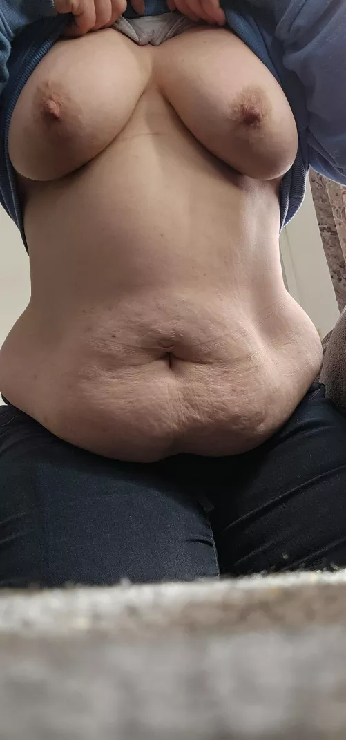 Who doesn't like a good flashing 🙈 by wap_shenanigans