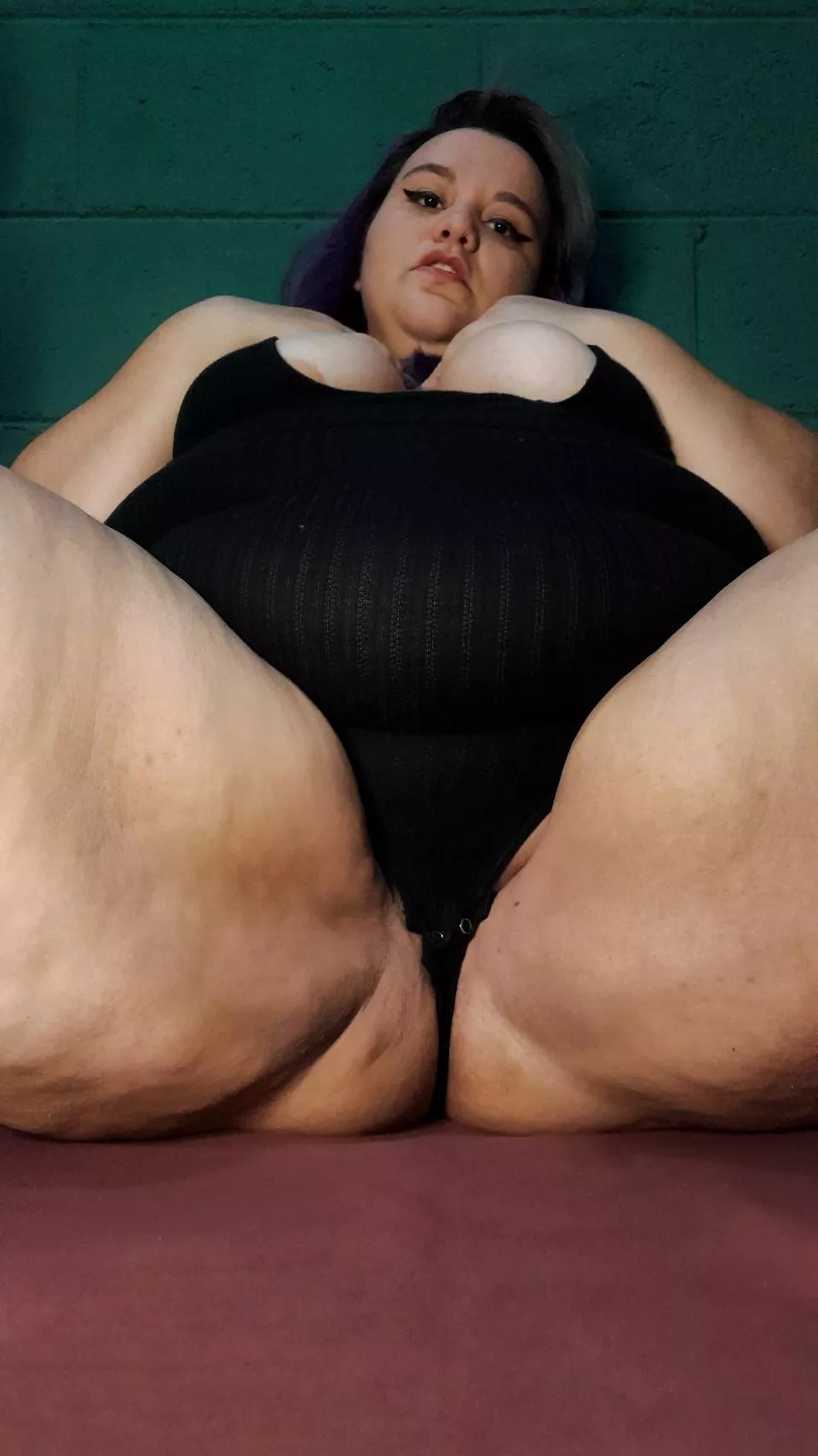 who wants to be between my tighs ? posted by chubbs_Mcslutty