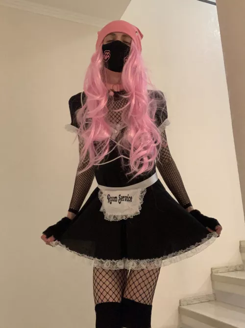 Would you toss me around or pin me down? by AveryLight22