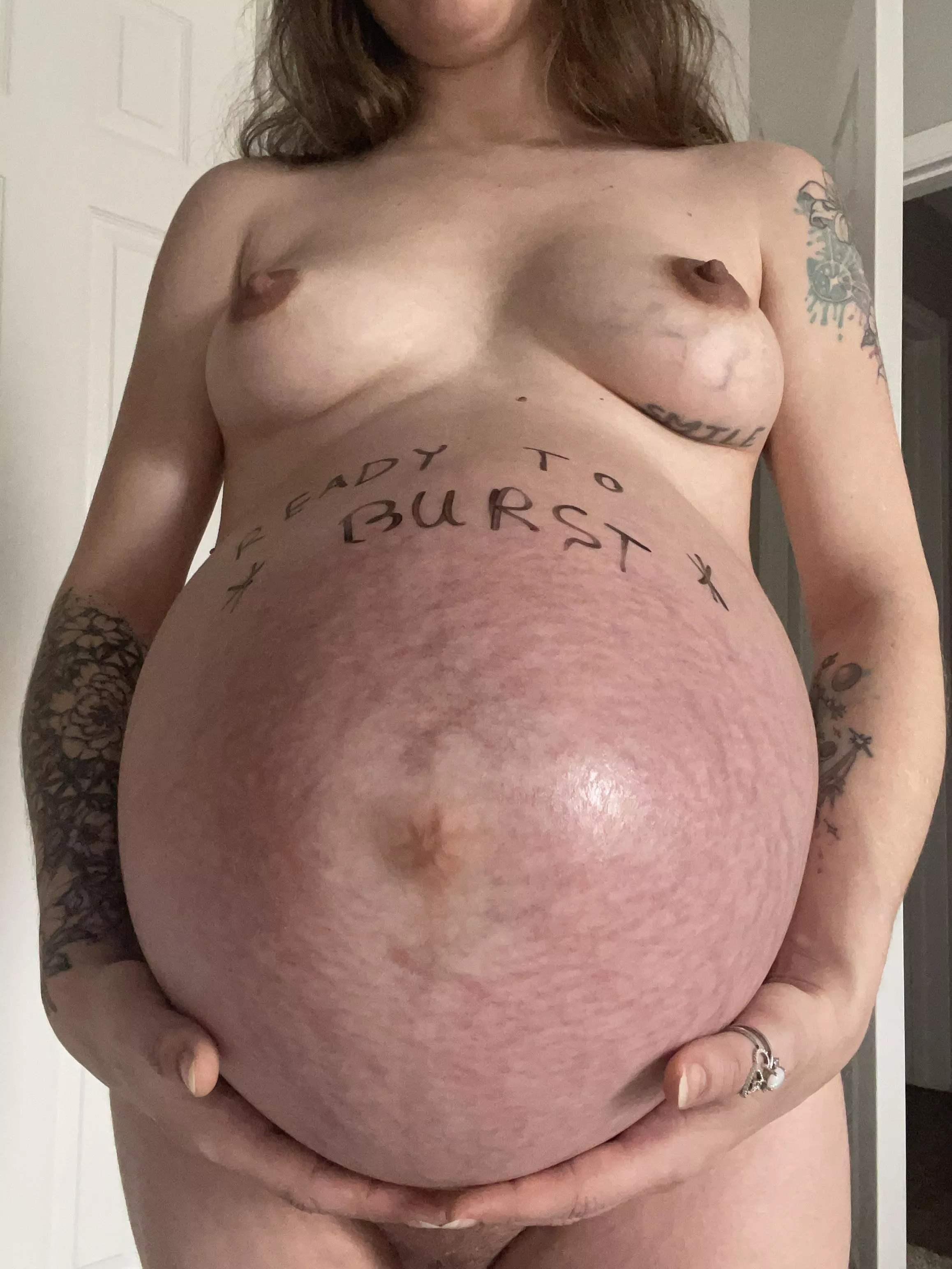 40 weeks today! posted by mysticfaeriexo